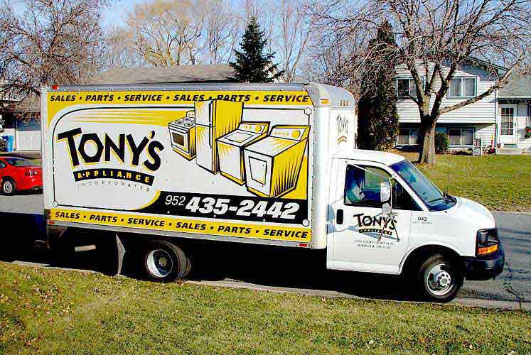 Vehicle Graphics/Wraps